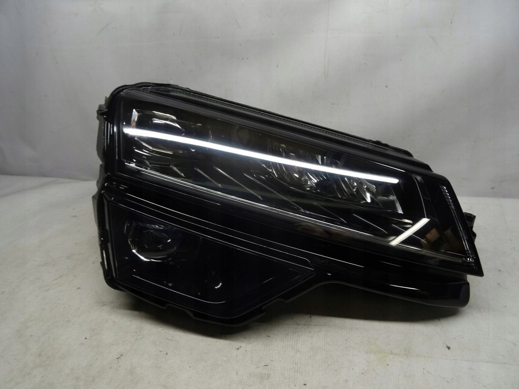 skoda karoq faro der.. led 57b941016d  nuevo  (#)