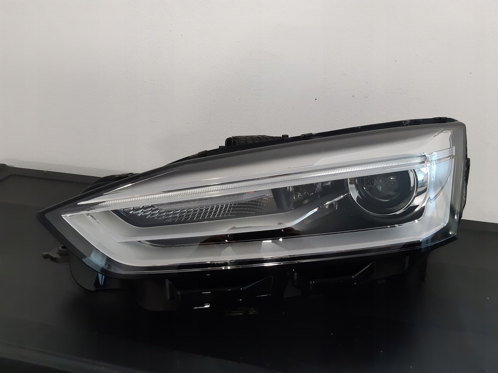 audi a5 xénon led izq. 8w6 941 005c (#)