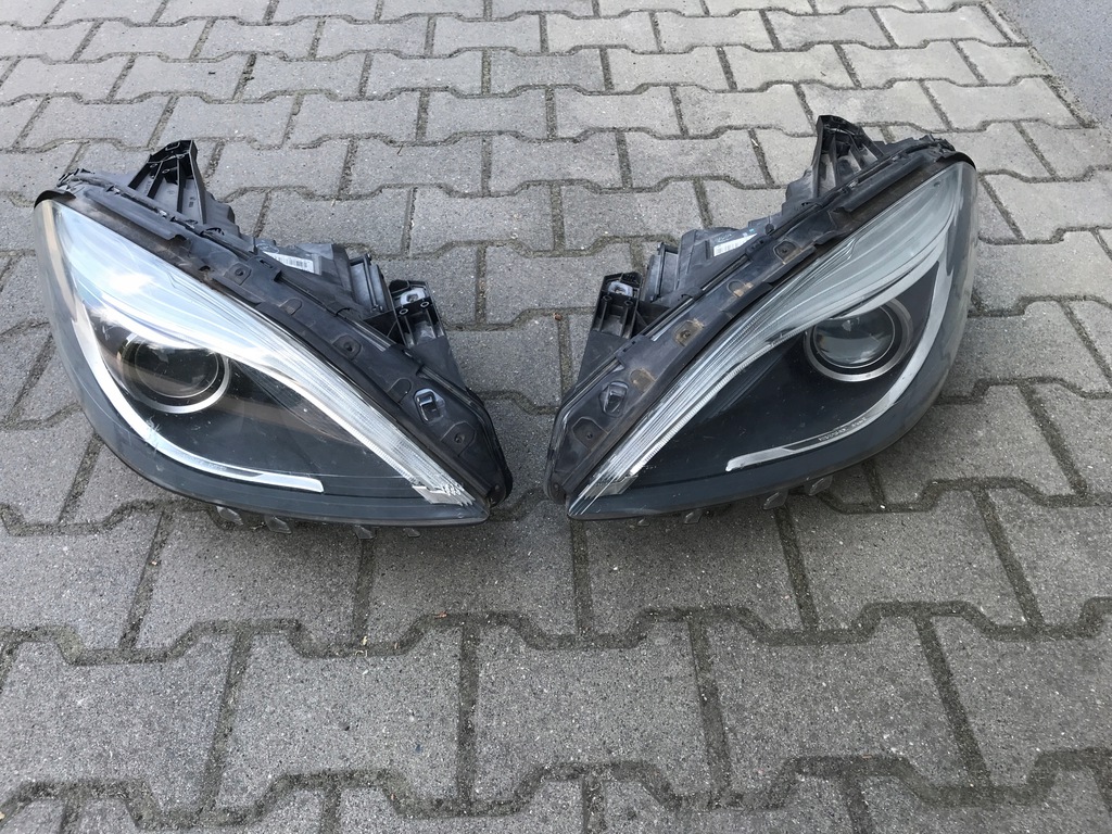 mercedes 246 faro bixenon der.. izq. compl módulo (#)