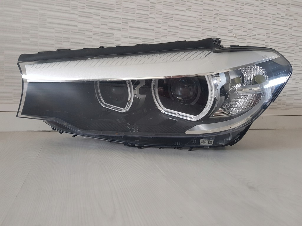 bmw 5 g30 g31 full led izq. faro  (#)