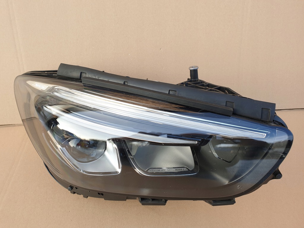 mercedes b clase 247 faro led der.. a247 (#)