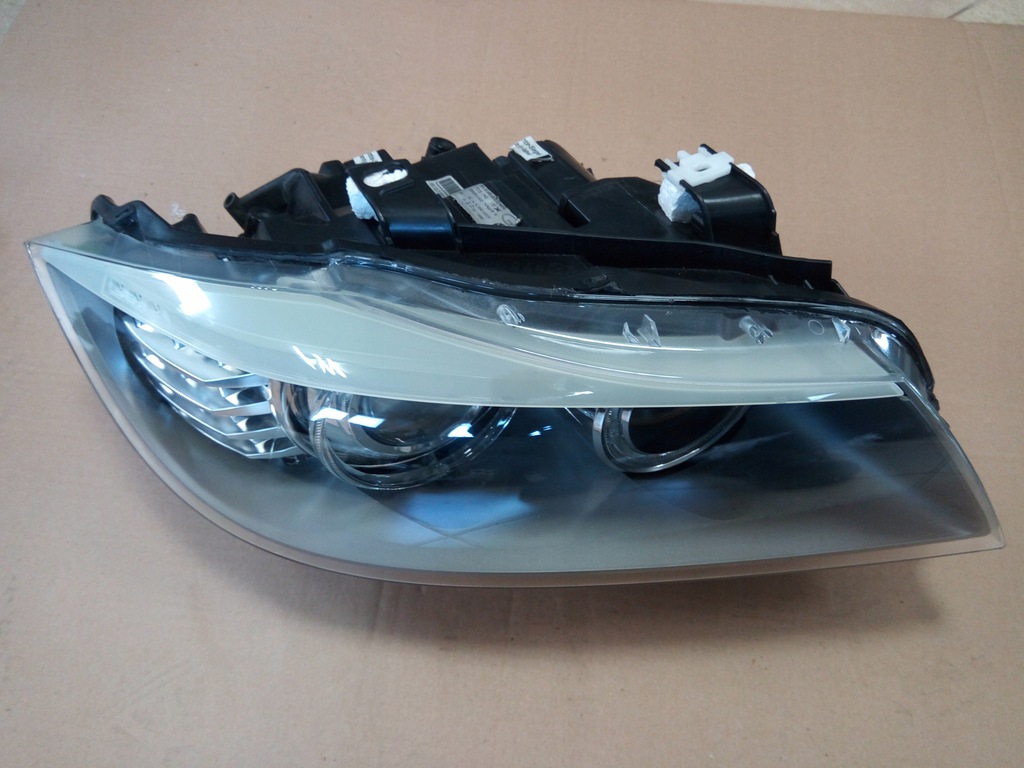  faro xénon   bmw e90 lift europa* (#)
