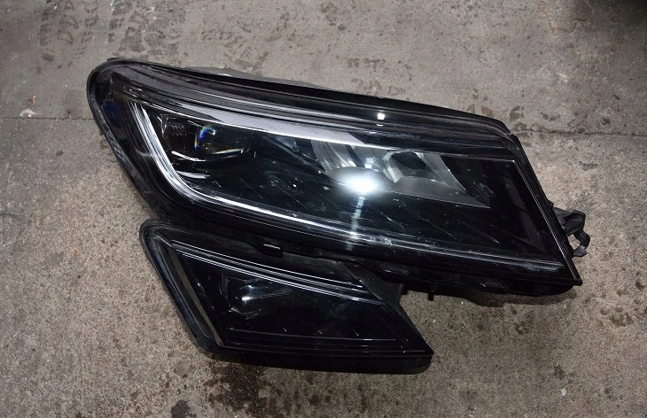 skoda kodiaq full led faro  (#)