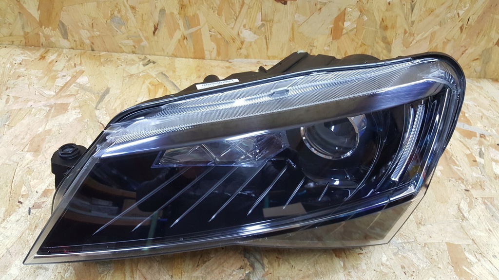  faro izq. delantero skoda superb iii 3 xénon led (#)