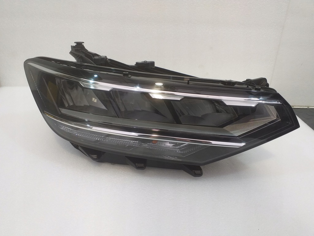  faro vw passat b8 lift delantero der.. led (#)