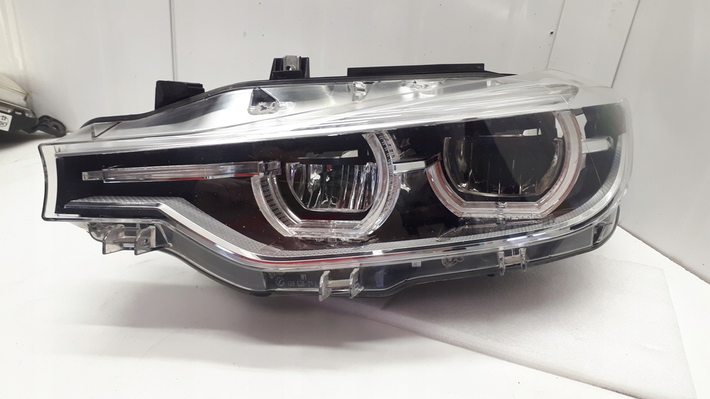 bmw 3 f30 31 lift full led izq. 7214795 02 (#)