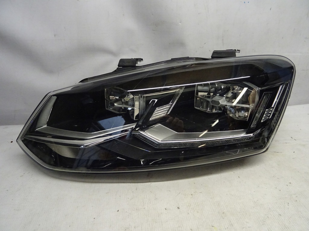 vw polo v faro izq. led 6c1941035 (#)