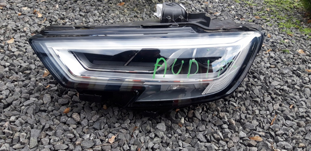 audi a3 17' 8v0 lift full led europa izq. faro  (#)
