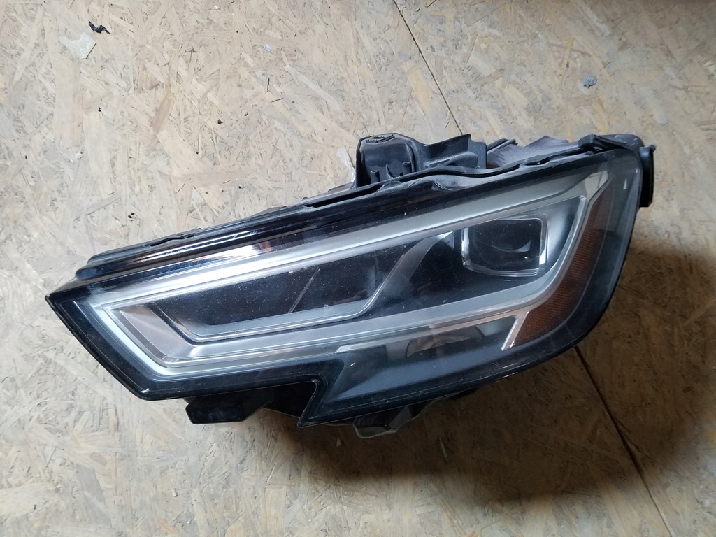  faro frente audi s3 8v led izq. 8v0941033e (#)