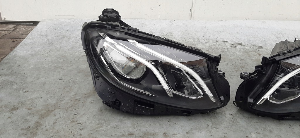 mercedes w213 faro der.. full led delantero (#)
