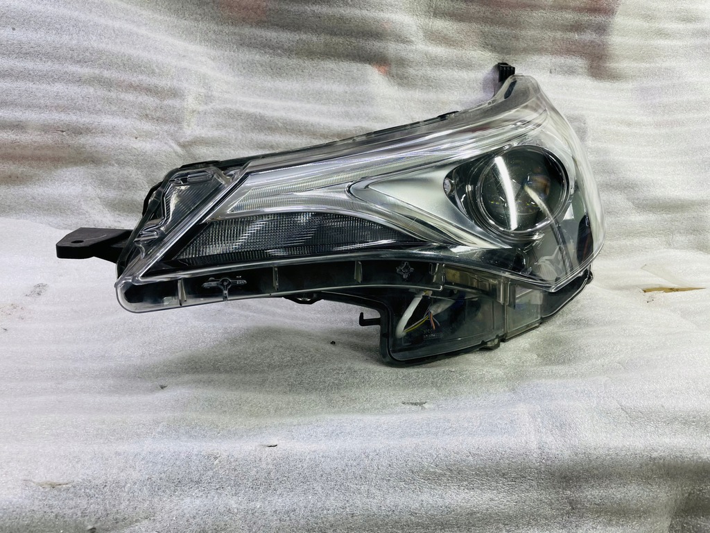  faro izq. avensis full led direccional 2015 t29 (#)
