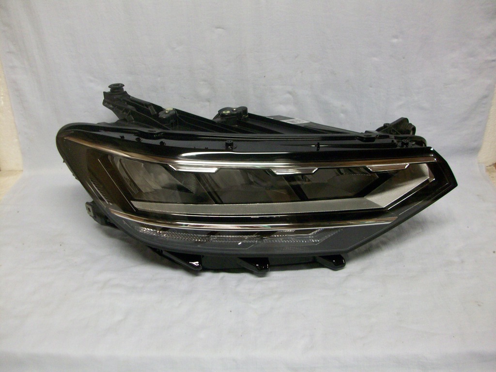 der.. vw passat b8 lift led   europa (#)