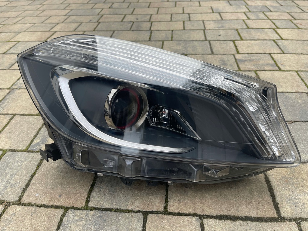mercedes a a176 ils amg faro der.. a1768205161 (#)