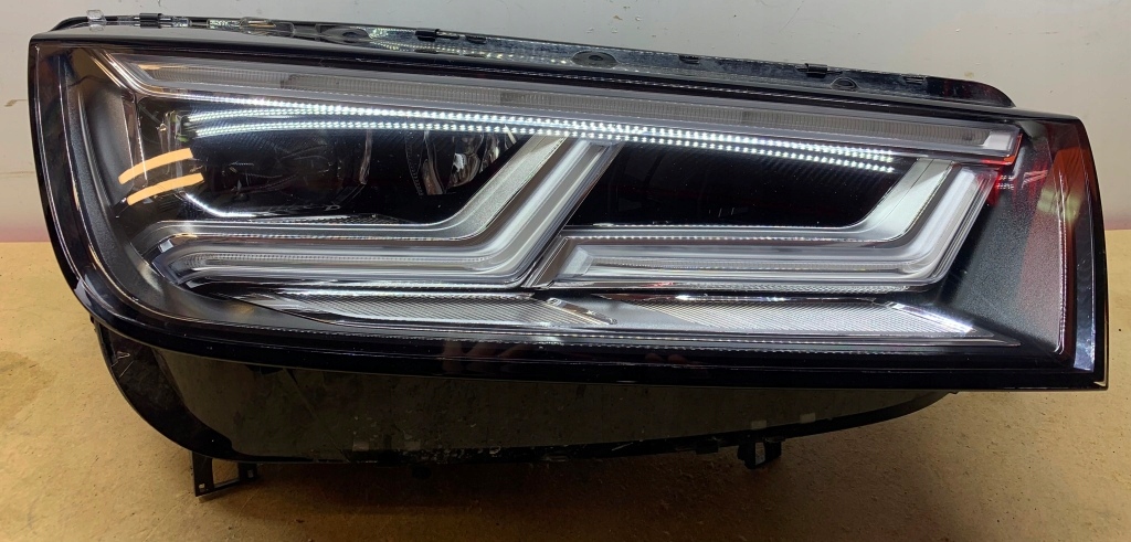 audi q5 8oa faro der.. full led matrix 8oa941036 (#)