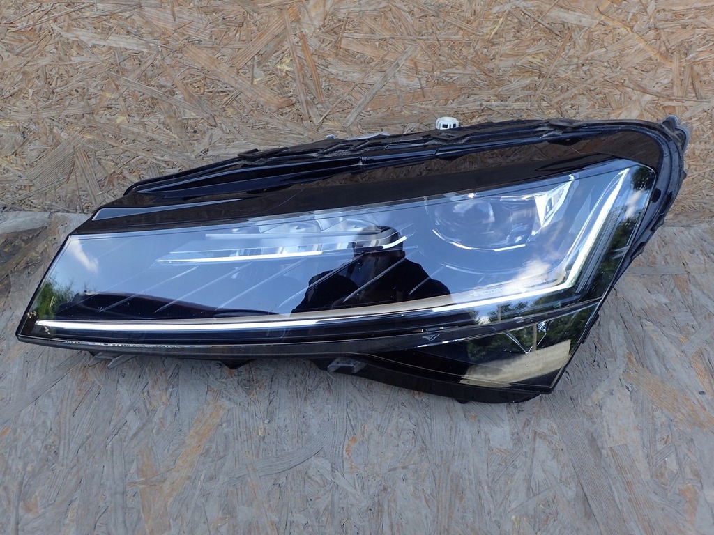  faro izq. full led skoda superb iii 3v lift 19 (#)
