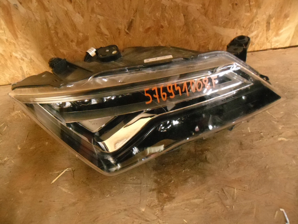  faro der.. ateca 576941008f (#)