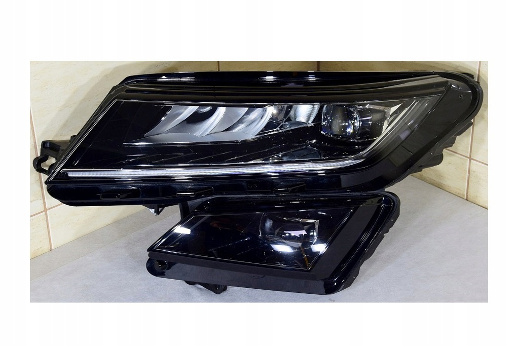 skoda kodiaq delantero faro 566 941 015 e (#)