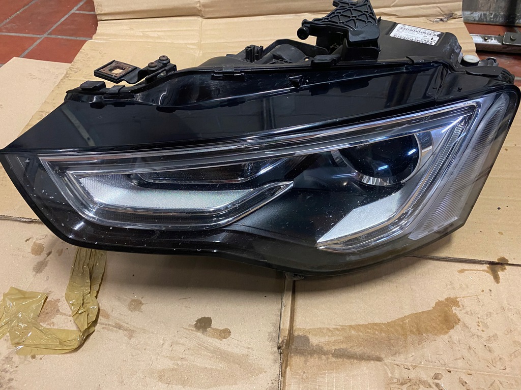 audi a5 8t lift xénon torsional izq. (#)