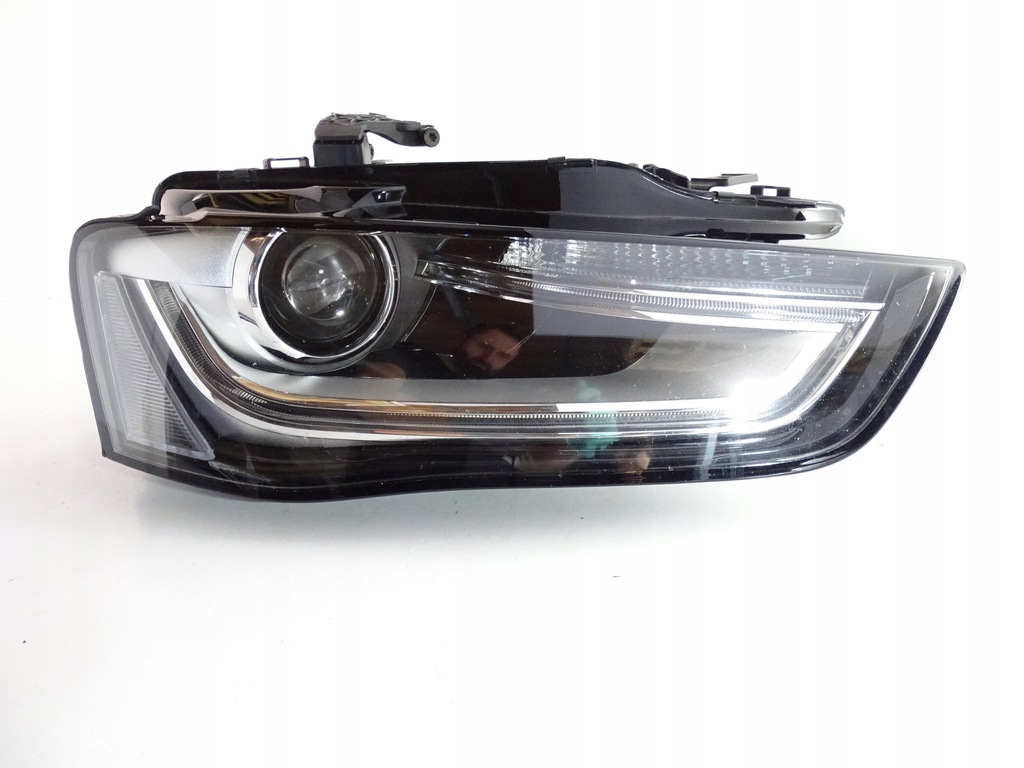 audi a4 b8 lift bi xenon   faro der.. (#)