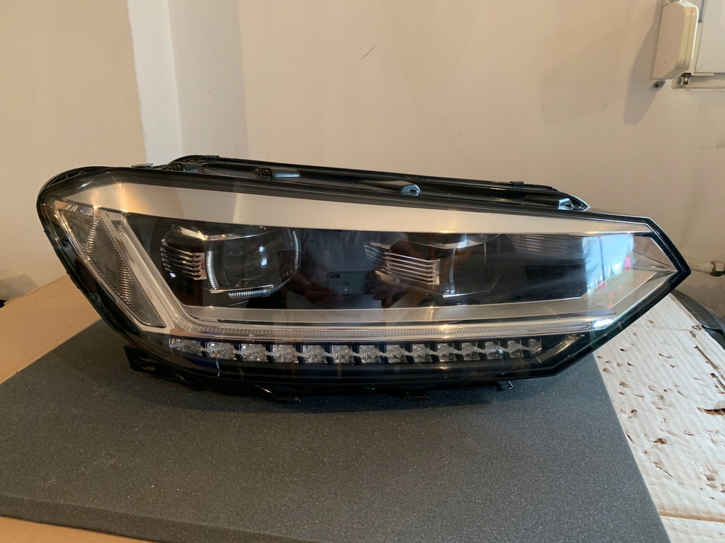 vw touran 5tb 15 der.. faro full led (#)