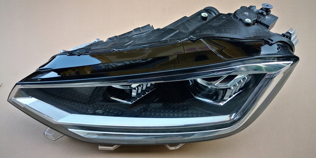 vw golf sportsvan faro full led lift izq. (#)