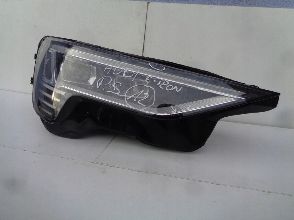 audi e tron 4ke faro full led der.. 4ke941040 (#)