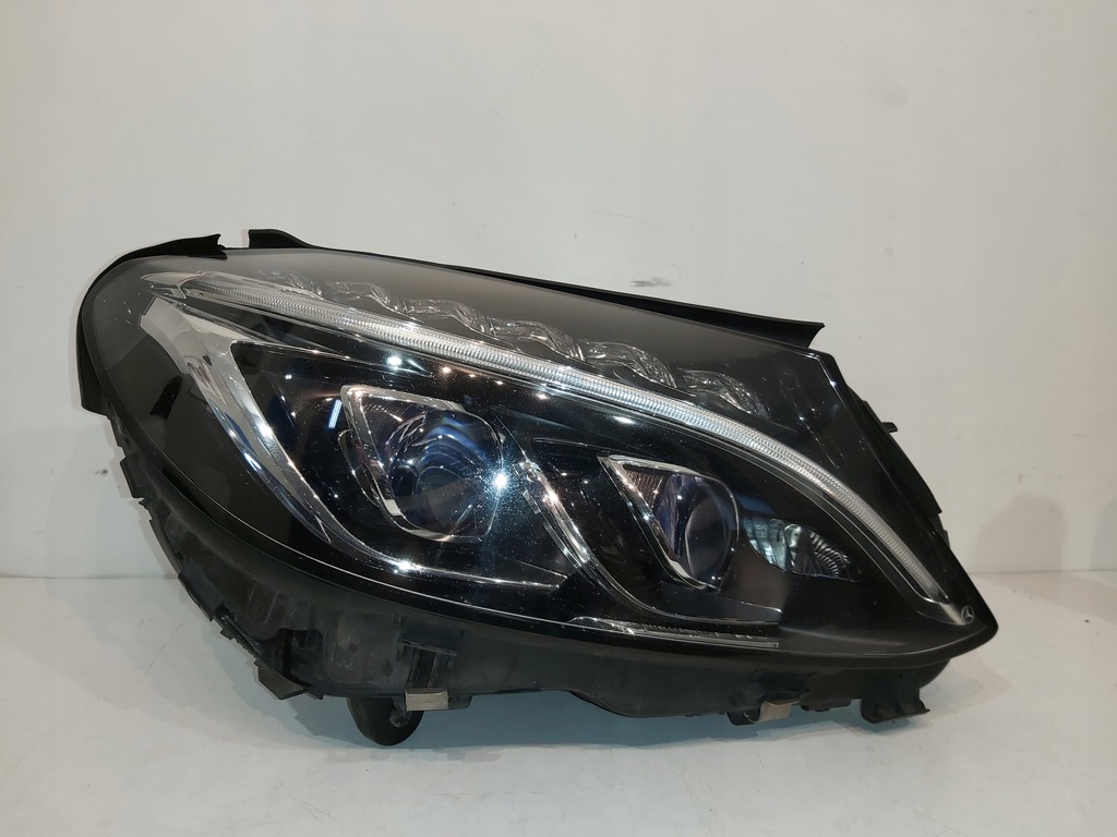  faro delantero der.. mercedes w205 full led (#)