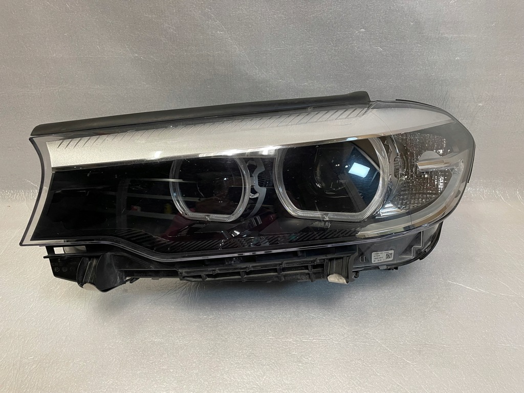 bmw g30 g31 5 faro full led izq. 7439199 (#)