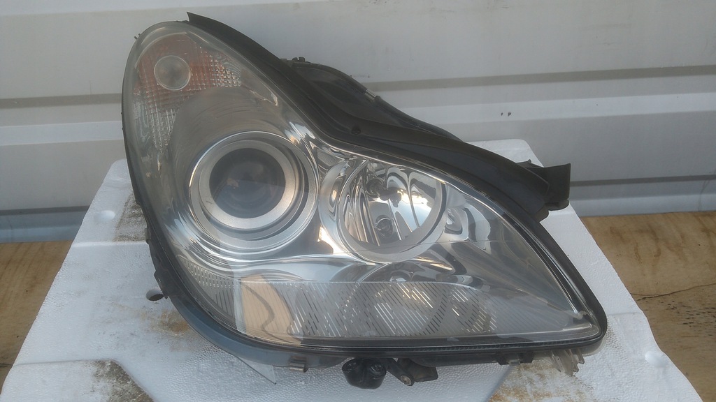mercedes cls w219 faro delantero der.. xénon eu (#)