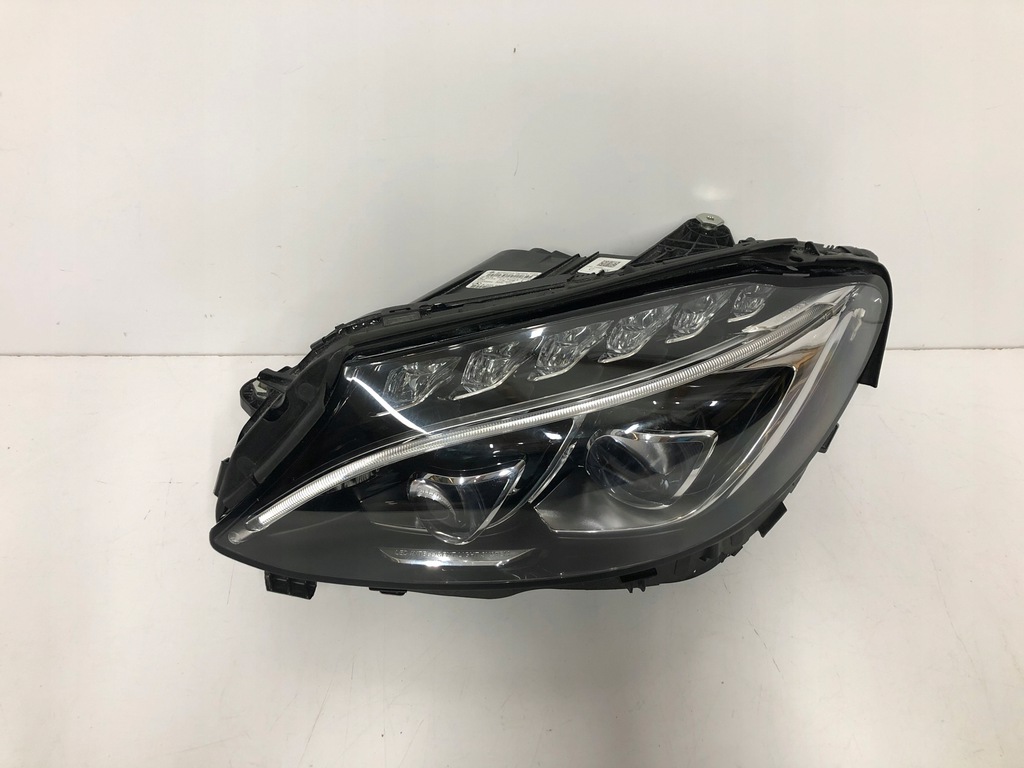  faro delantero izq. mercedes c clase 205 full led (#)