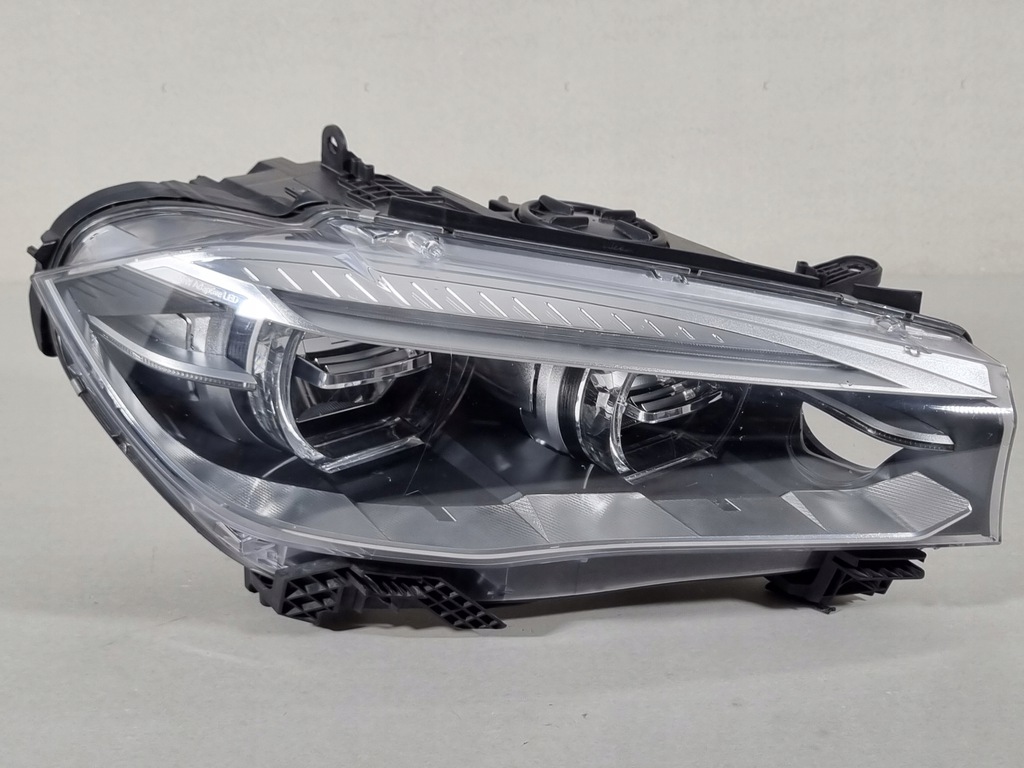 bmw x5 f15 f16 adaptativo full led faro der.. lift (#)