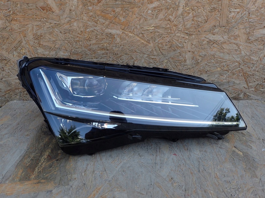  faro der.. full led skoda superb iii 3v lift 19 (#)