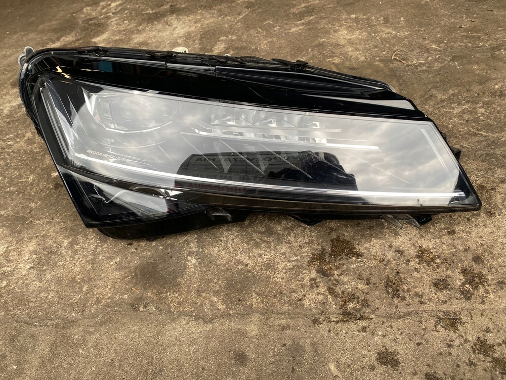 skoda superb iii lift faro der.. delantero compl (#)