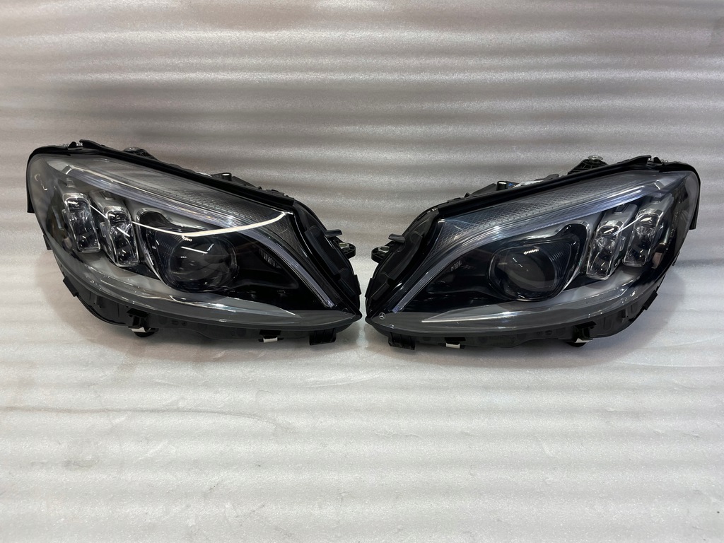 mercedes c 205 lift multibeam faro izq. der.. (#)