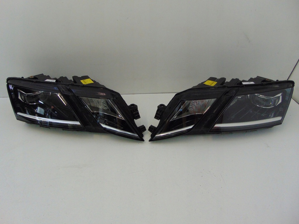 lote faros frente skoda octavia iii fl full led (#)