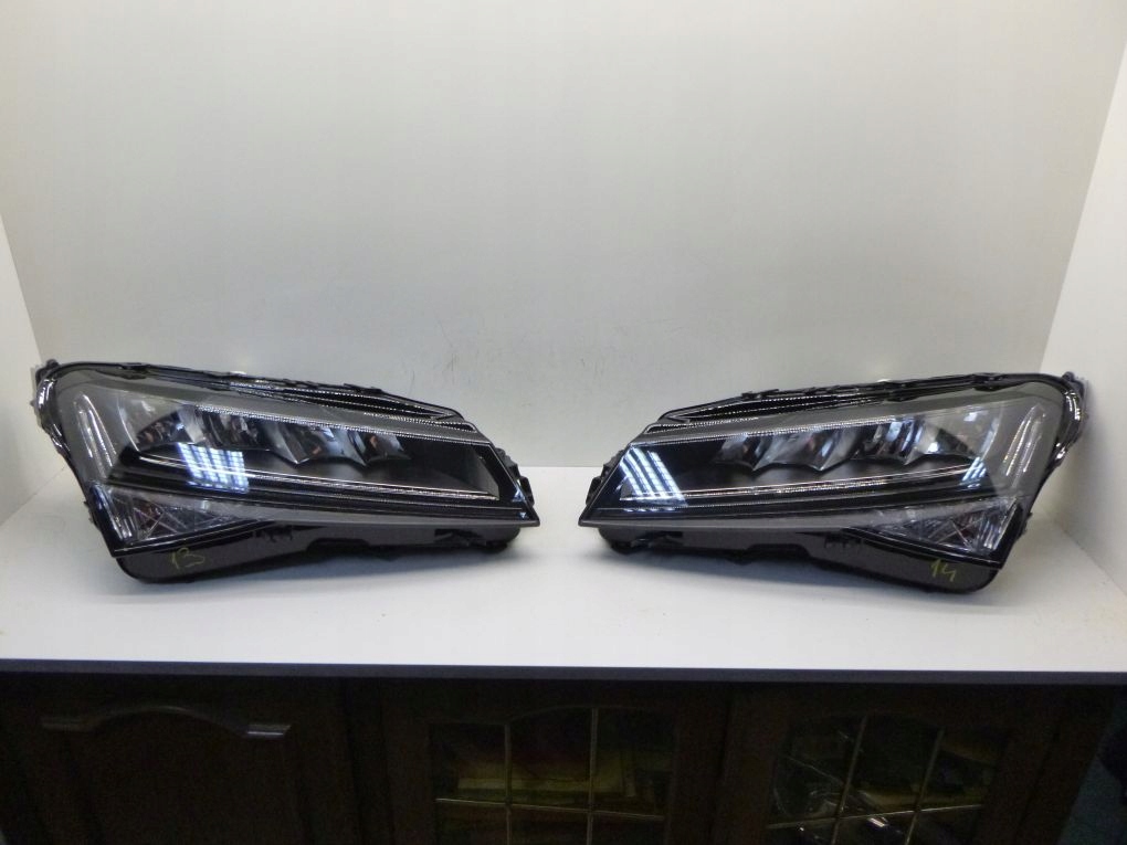 skoda superb lift iii 3v0 3v1 full led izq. der.. (#)