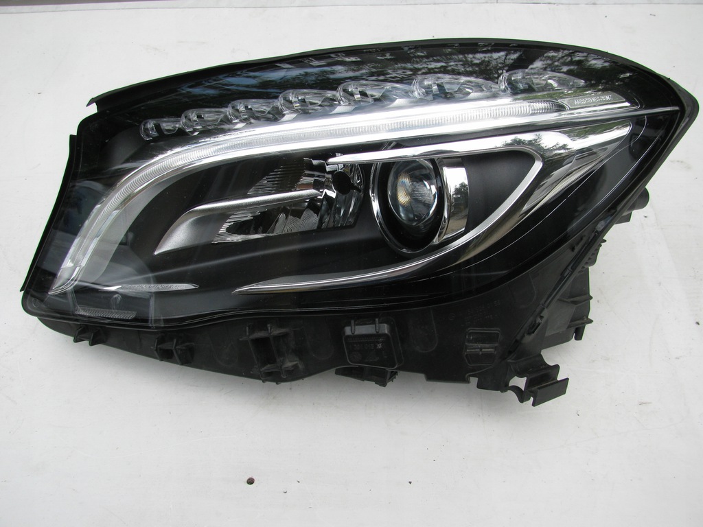 gla x156 faro bi xenon ils (#)