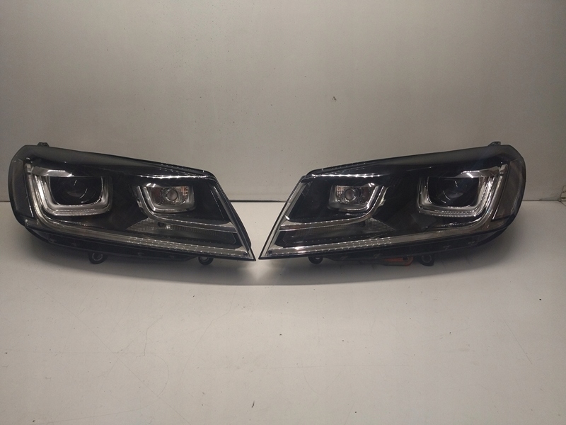 touareg lift faro izq. der.. xénon led 033a/034a (#)