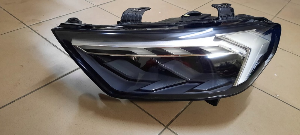 audi a1 full led lift 82a 941 033 d izq. entero (#)