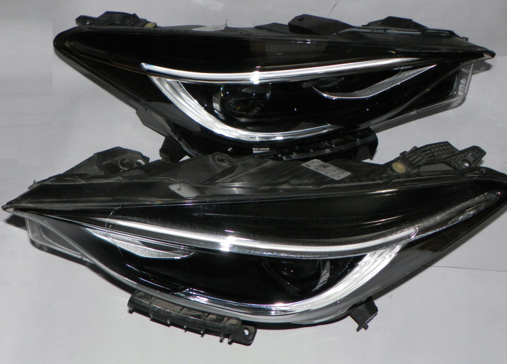 infiniti q30 qx30 faro led izq. izq. 90070681 (#)