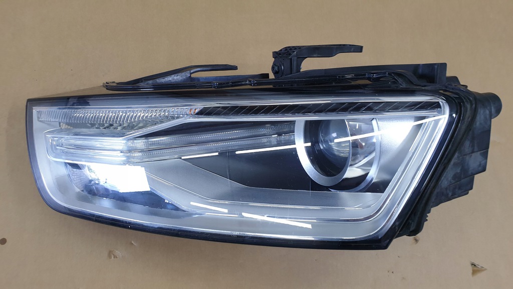 audi q 3 lift faro izq. xénon led 8u0941005c (#)