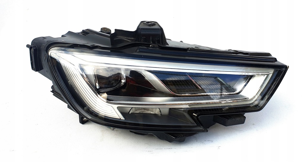 audi a3 8v lift faro der.. full led 8v0941034 c (#)