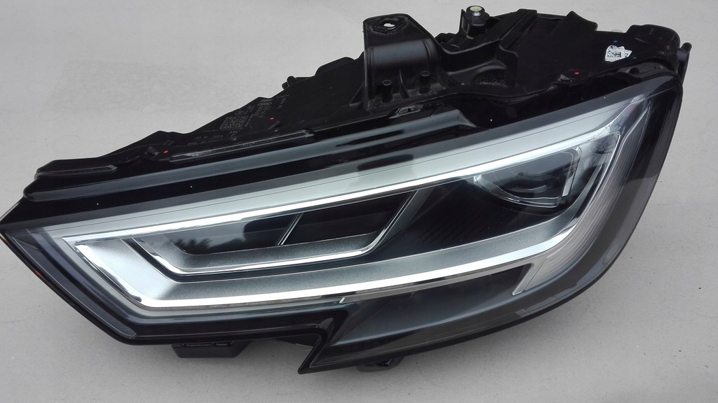 audi a3 lift faro izq. full led delantero 8v (#)