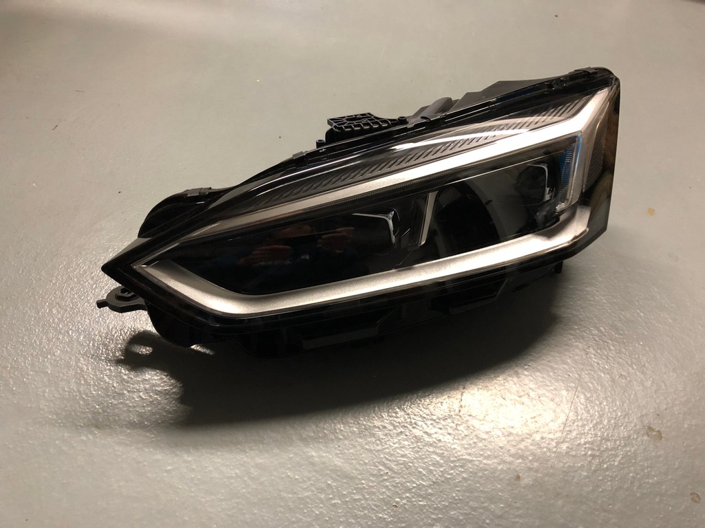 audi a5 8w led matrix izq. 8w6941035e (#)