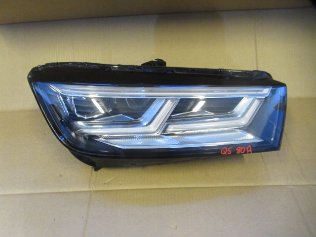 audi q5 80a faro der.. 80a941036 (#)