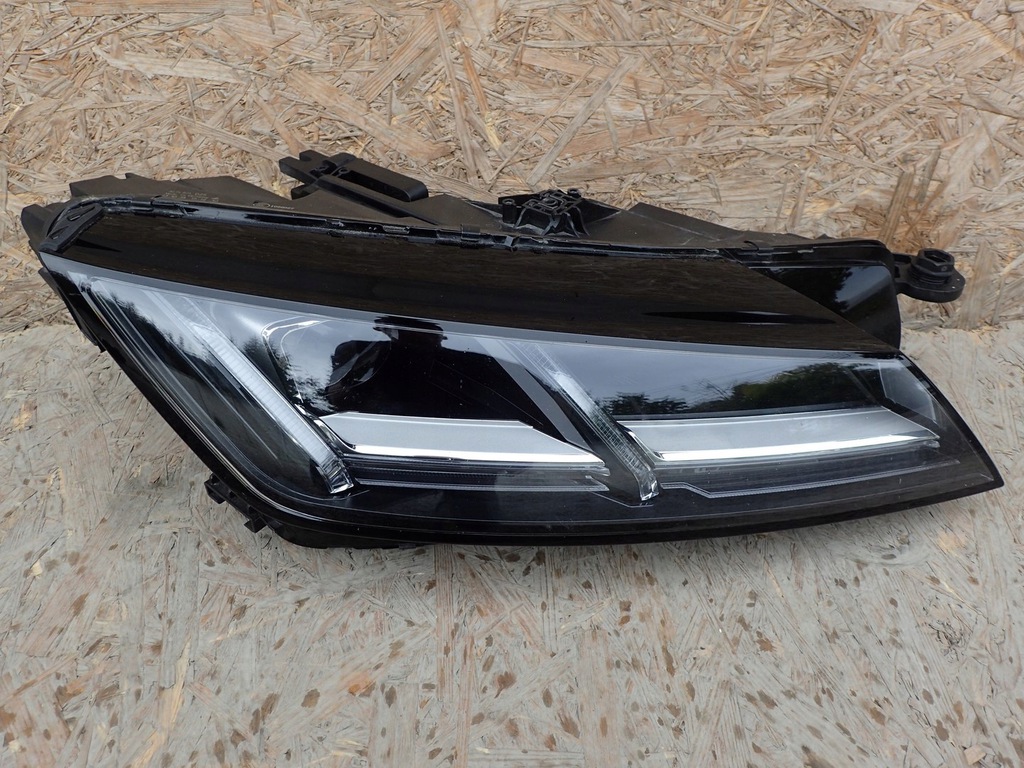  faro der.. full led audi tt 8s 8s0941034c (#)