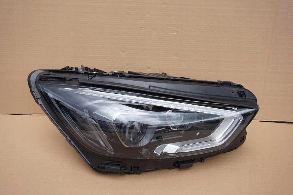 mercedes 290 gt amg faro der.. full led multibeam (#)