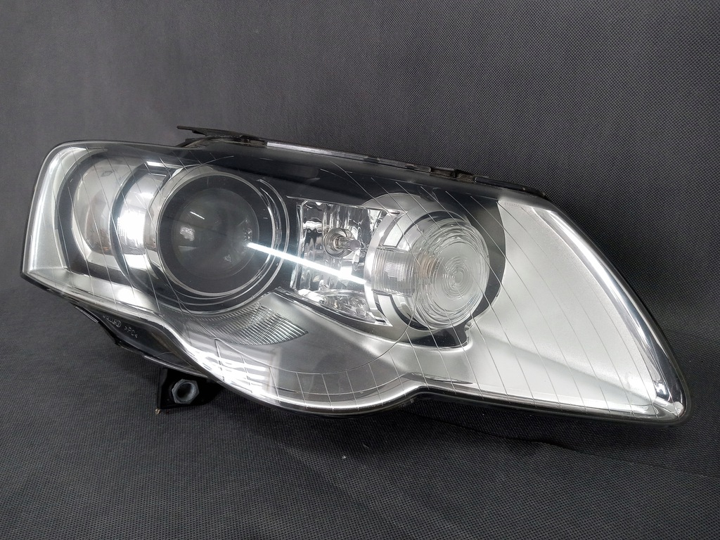 vw passat b6 faro der.. bi xenon skręt (#)