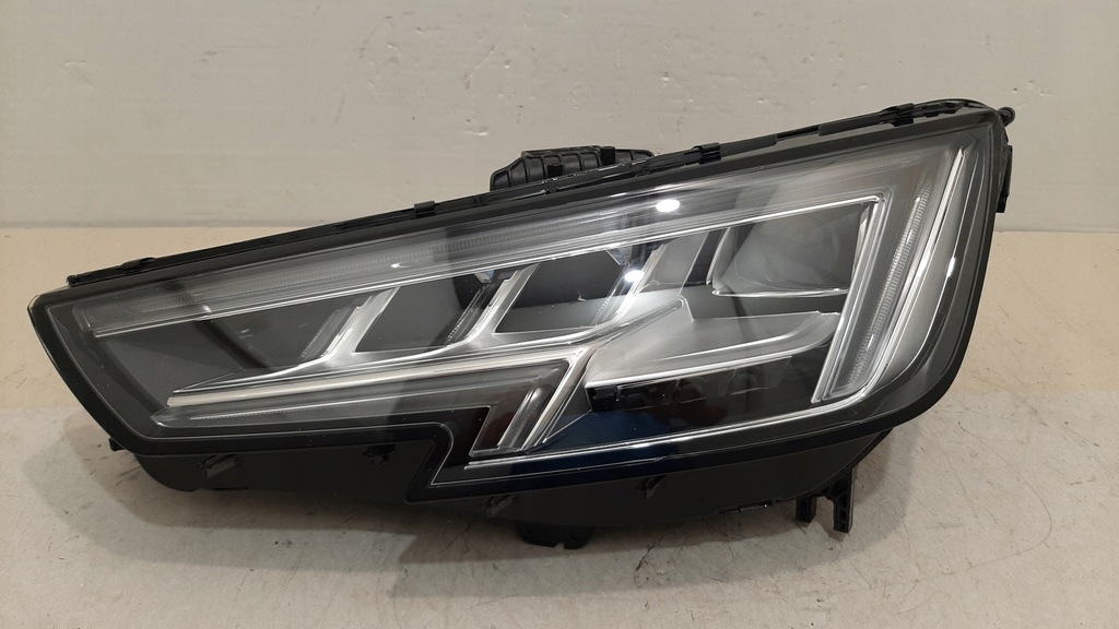 audi a4 full led matrix 8w0941035 (#)