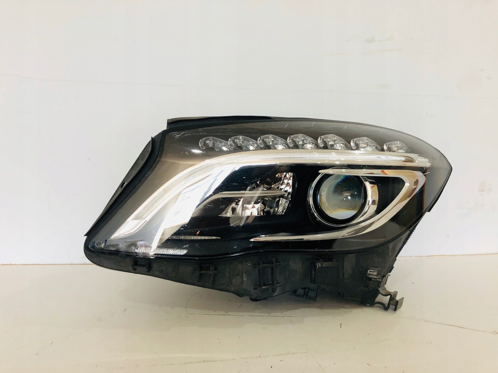  faro izq. mercedes gla w156 bi xénon torsional ils (#)